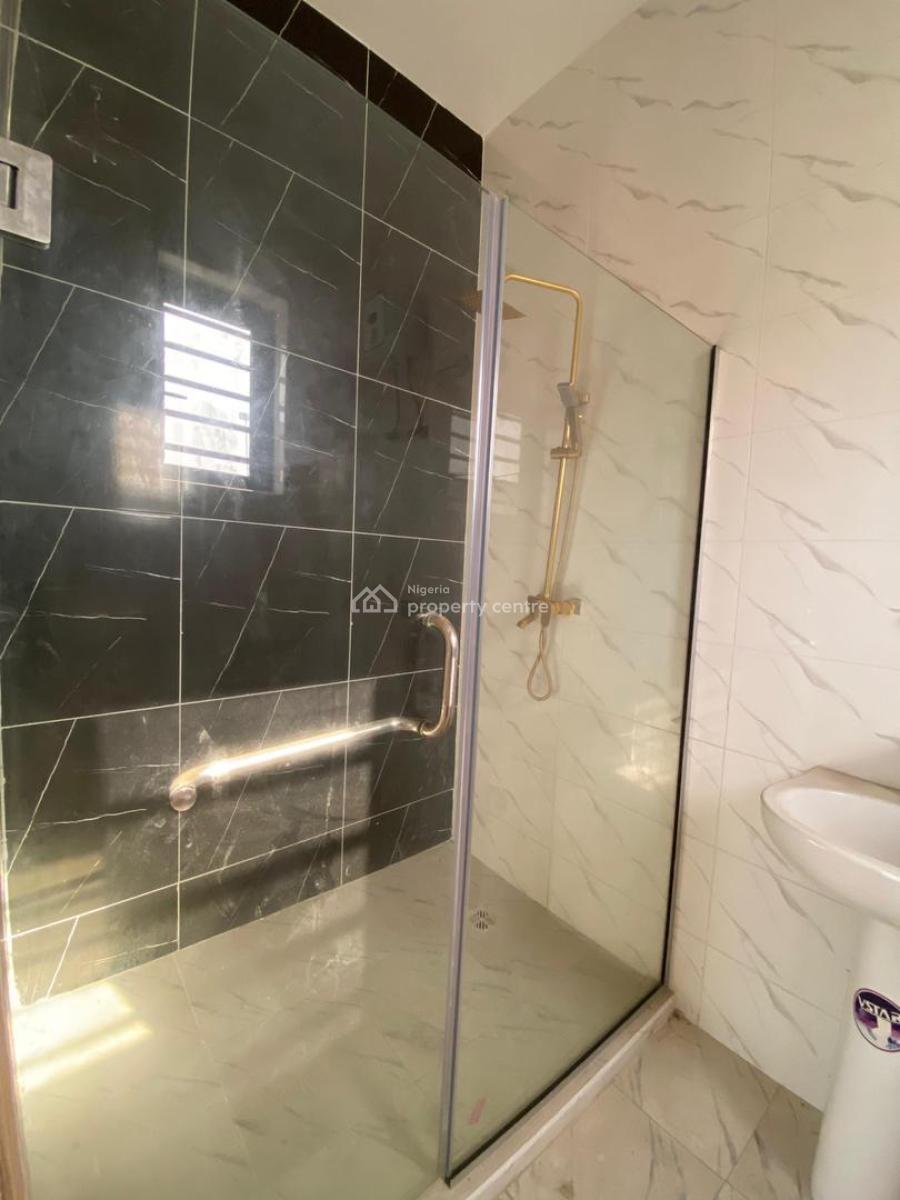 Spacious 5-bedroom Detached House Located in a Well-developed Area, Ajahh, Lekki, Lagos, Detached Duplex for Sale