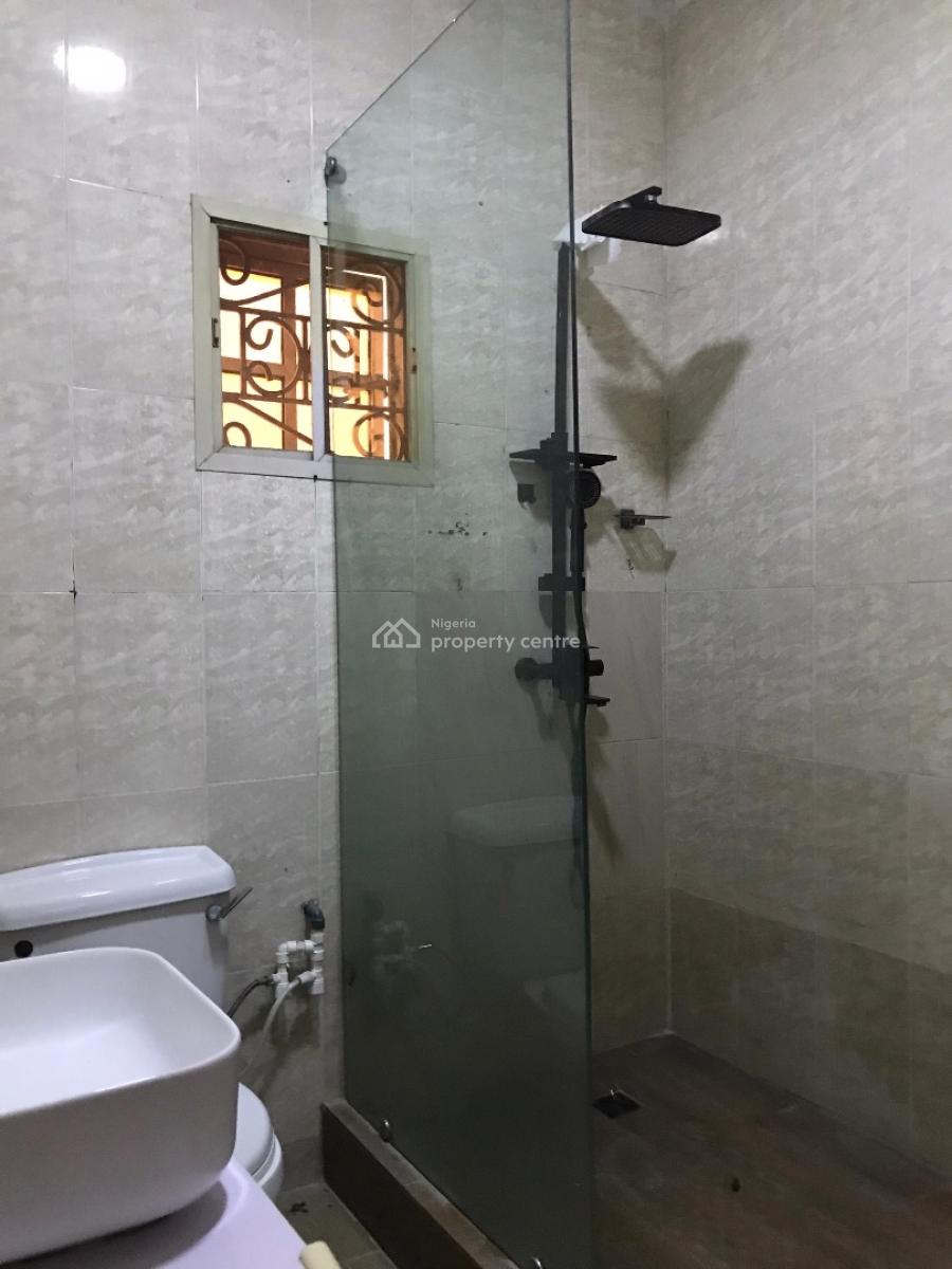 2 Bedroom Apartment, Lekki Phase 1, Lekki, Lagos, Flat / Apartment for Rent