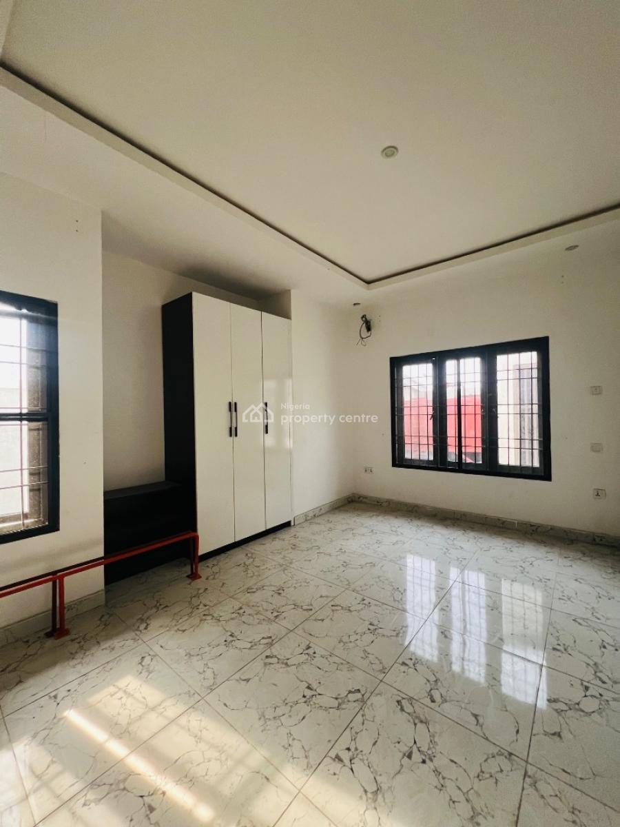 Well Built 3 Bedroom Apartment, Orchid Road, Lekki, Lagos, Flat / Apartment for Rent