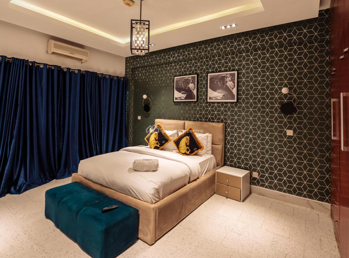 Macdonald 3bedroom Apartment, 23 Macdonald Road Off Bourdillon Ikoyi, Old Ikoyi, Ikoyi, Lagos, Flat / Apartment Short Let