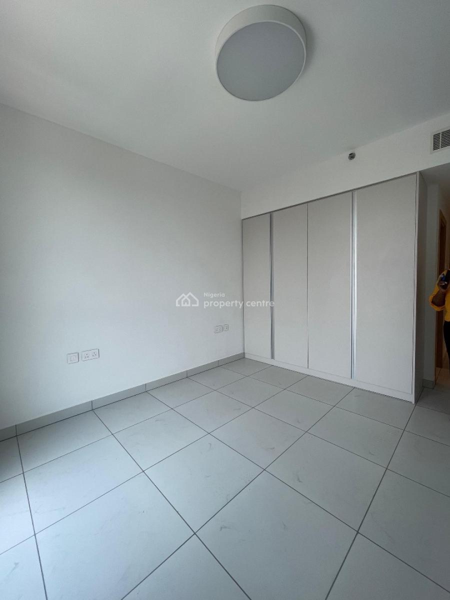 Classy Spacious 2 and 3 Bedroom Apartments with Bq in a Secure Estate, Kasumo Street, Victoria Island (vi), Lagos, Flat / Apartment for Rent