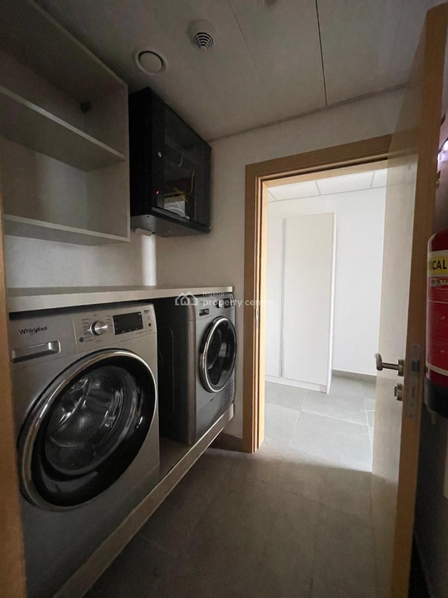 Classy Spacious 2 and 3 Bedroom Apartments with Bq in a Secure Estate, Kasumo Street, Victoria Island (vi), Lagos, Flat / Apartment for Rent