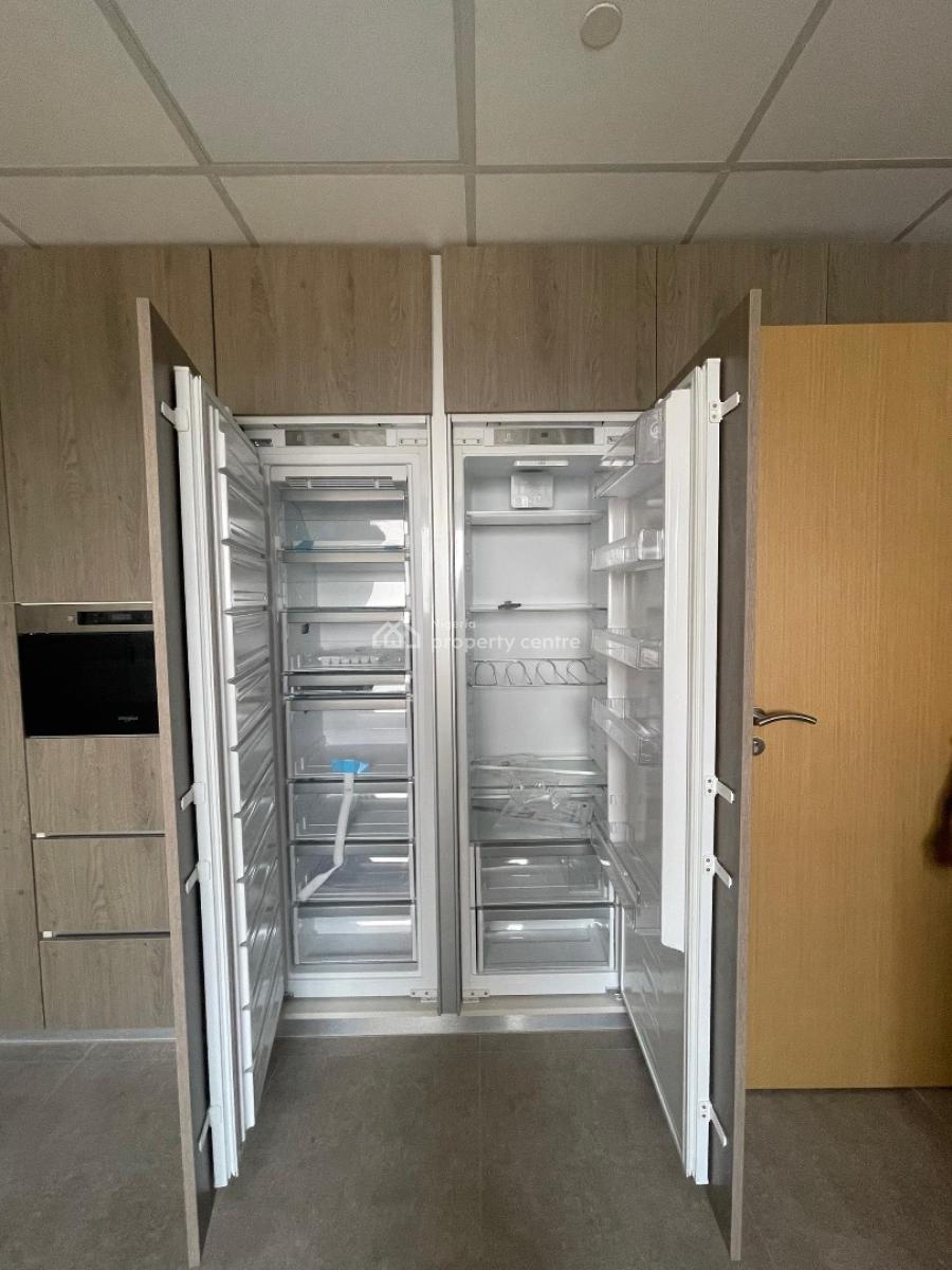 Classy Spacious 2 and 3 Bedroom Apartments with Bq in a Secure Estate, Kasumo Street, Victoria Island (vi), Lagos, Flat / Apartment for Rent