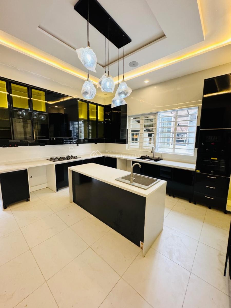 Beautiful 5-bedroom Detached Home, Ikota, Lekki, Lagos, Detached Duplex for Sale