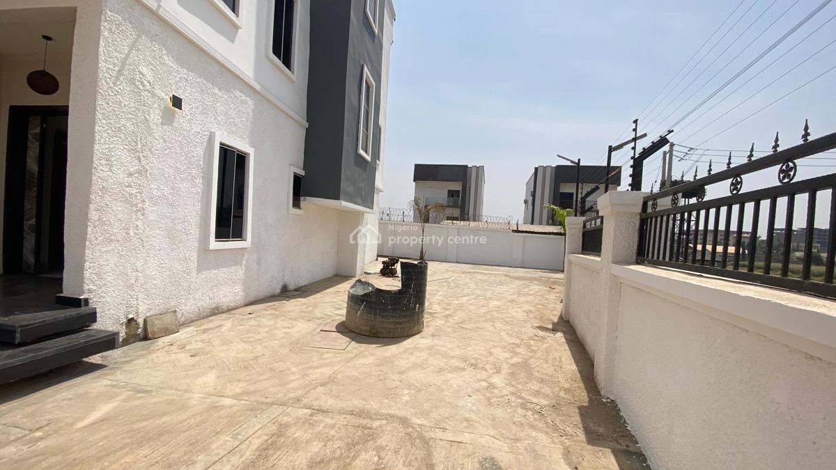 Contemporary 5 Bedroom Spacious Detached Duplex,bq ,inside an Estate, Serene Neighborhood & Good Access Road, Jahi, Abuja, Detached Duplex for Sale