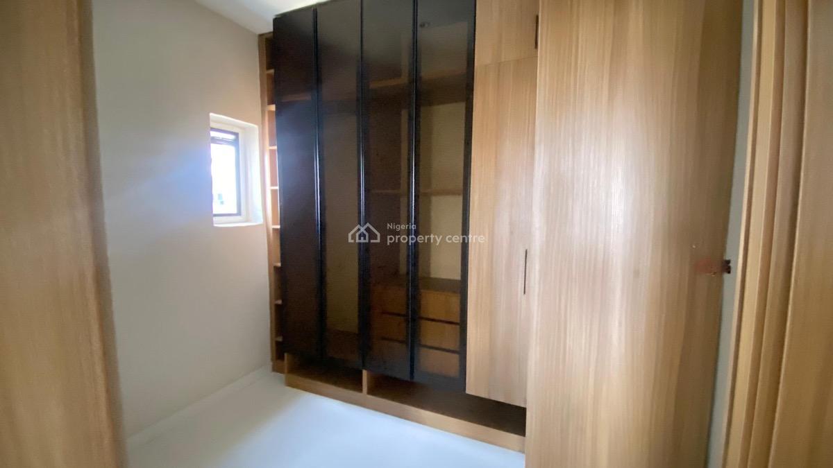 Contemporary 5 Bedroom Spacious Detached Duplex,bq ,inside an Estate, Serene Neighborhood & Good Access Road, Jahi, Abuja, Detached Duplex for Sale