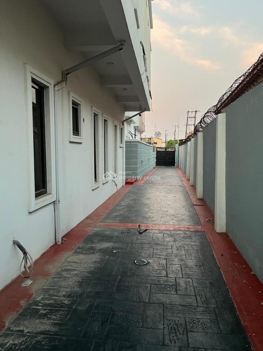 4-bedroom Semi-detached Duplex -- Fully Finished, Medina, Gbagada, Lagos, Semi-detached Duplex for Sale