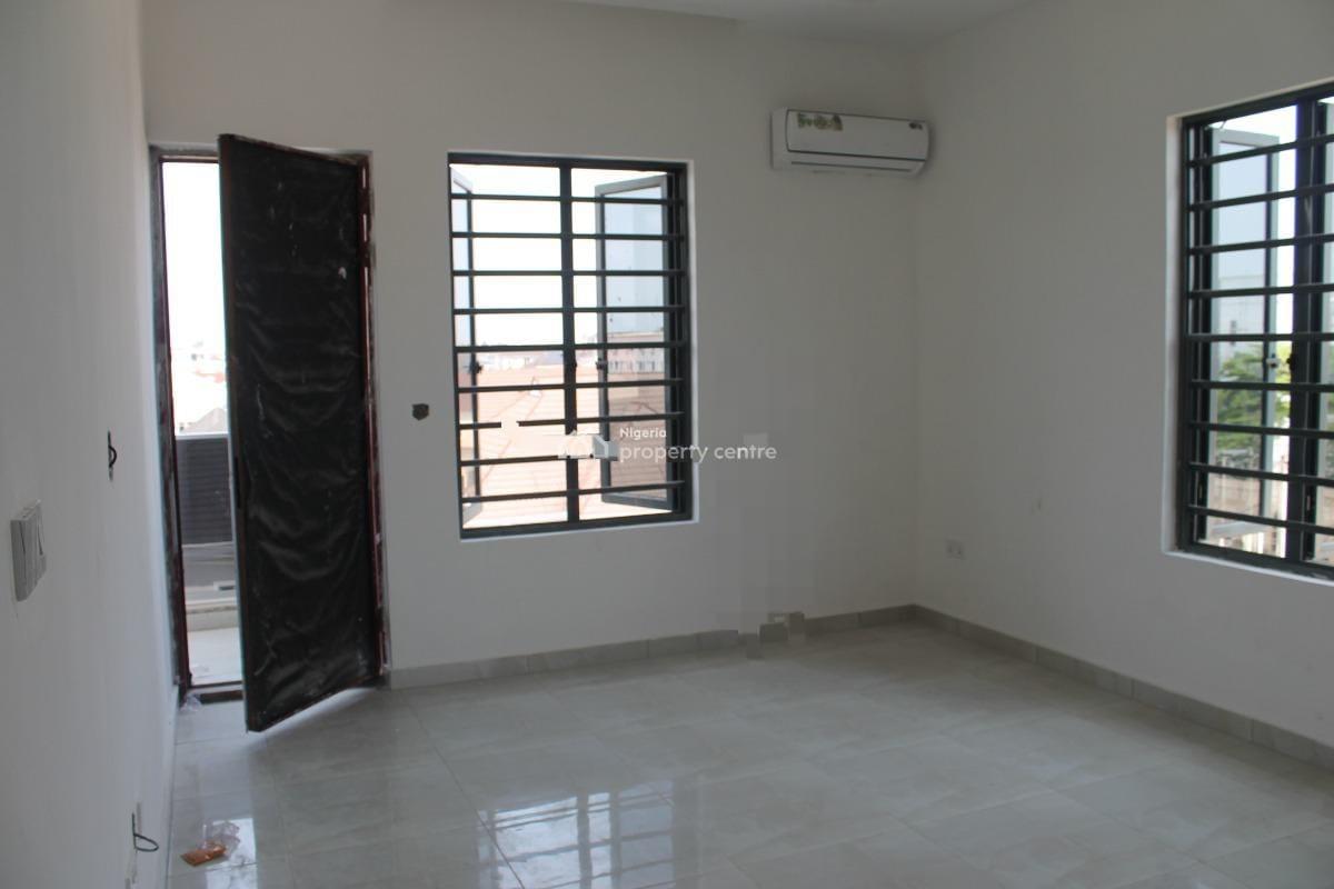 Erviced 3-bedroom Flat on The 3rd Floor in an Access-controlled Estate, Lekki Phase 1, Lekki, Lagos, House for Rent