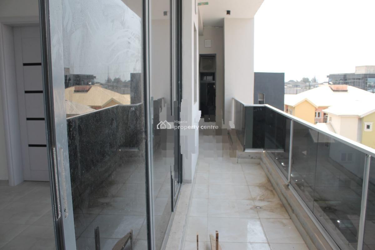 Erviced 3-bedroom Flat on The 3rd Floor in an Access-controlled Estate, Lekki Phase 1, Lekki, Lagos, House for Rent