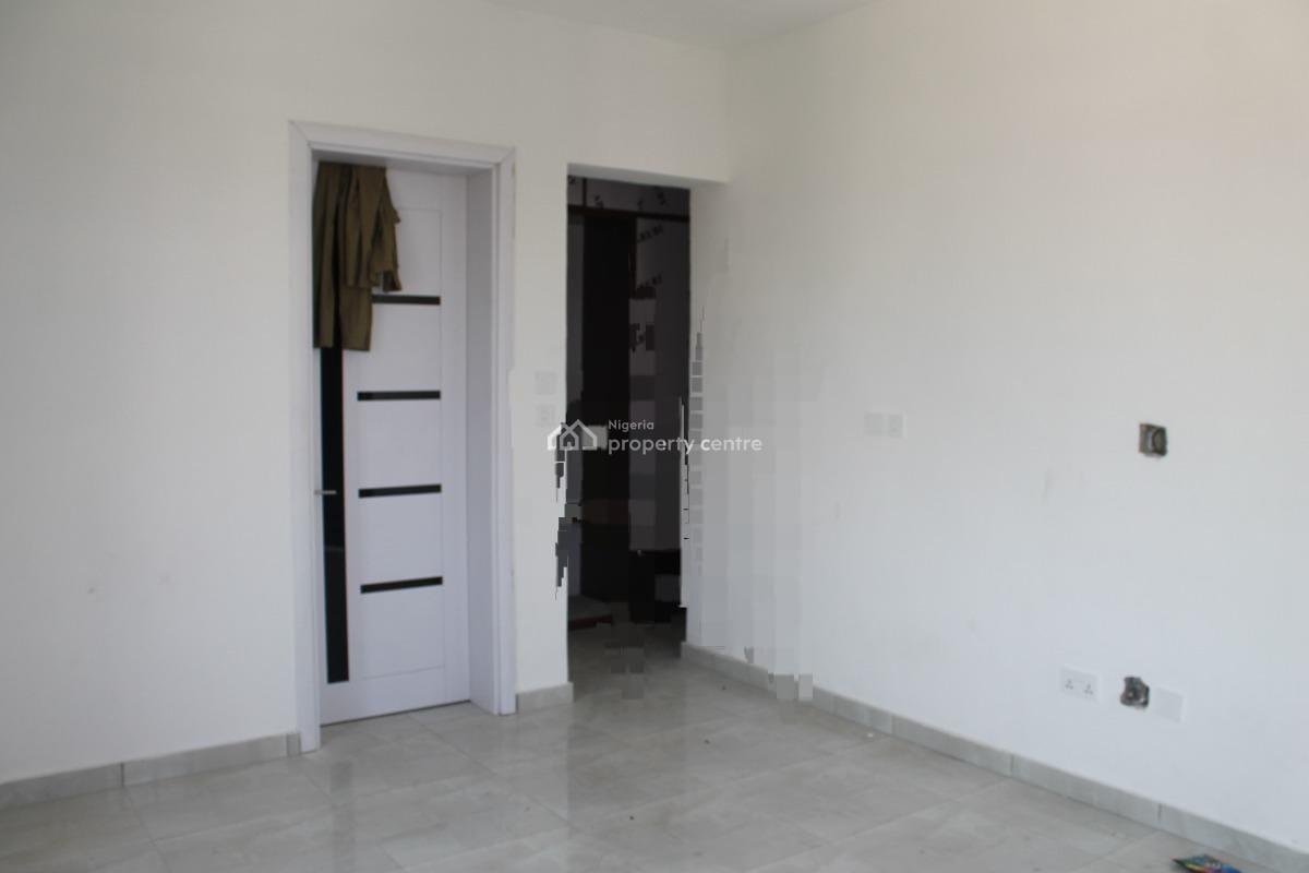 Erviced 3-bedroom Flat on The 3rd Floor in an Access-controlled Estate, Lekki Phase 1, Lekki, Lagos, House for Rent