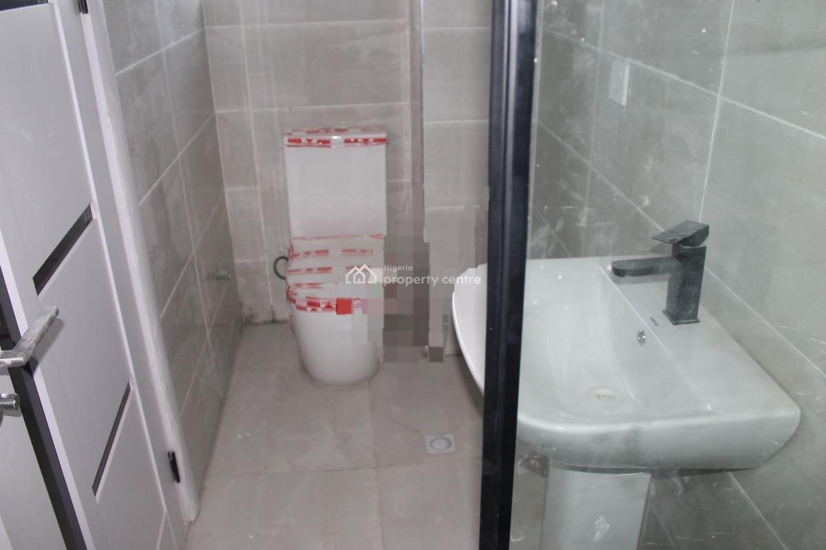 Erviced 3-bedroom Flat on The 3rd Floor in an Access-controlled Estate, Lekki Phase 1, Lekki, Lagos, House for Rent