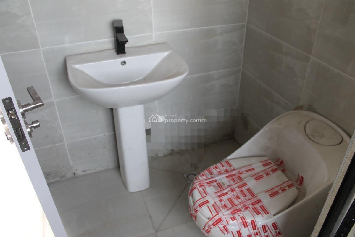 Erviced 3-bedroom Flat on The 3rd Floor in an Access-controlled Estate, Lekki Phase 1, Lekki, Lagos, House for Rent