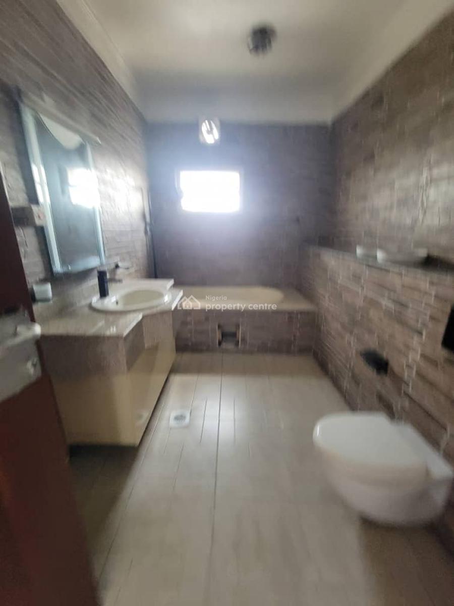 Water Front Property Having 3 Units of 2 Bedroom and 1 Unit 1 Bedroom, Ikoyi, Ikoyi, Lagos, Flat / Apartment for Rent