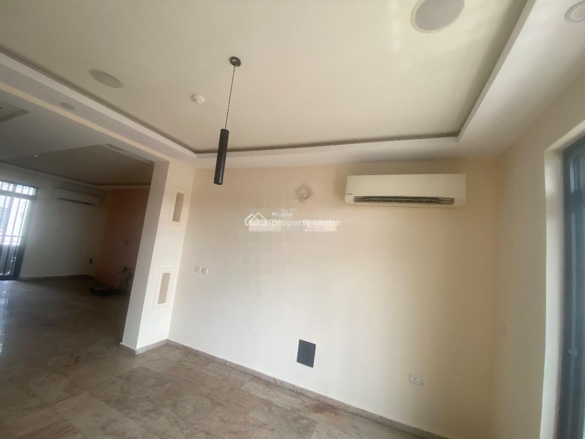 Serviced 3-bedroom Flat with Elevator, Ample Parking,pool, Gym and Bq, Lekki Phase 1, Lekki, Lagos, House for Rent