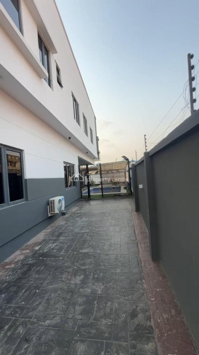 Semi Detached 4bedroom Ensuite Duplex with Private Pool, Secured Estate in Osapa Lekki, Lekki, Lagos, Semi-detached Duplex for Rent
