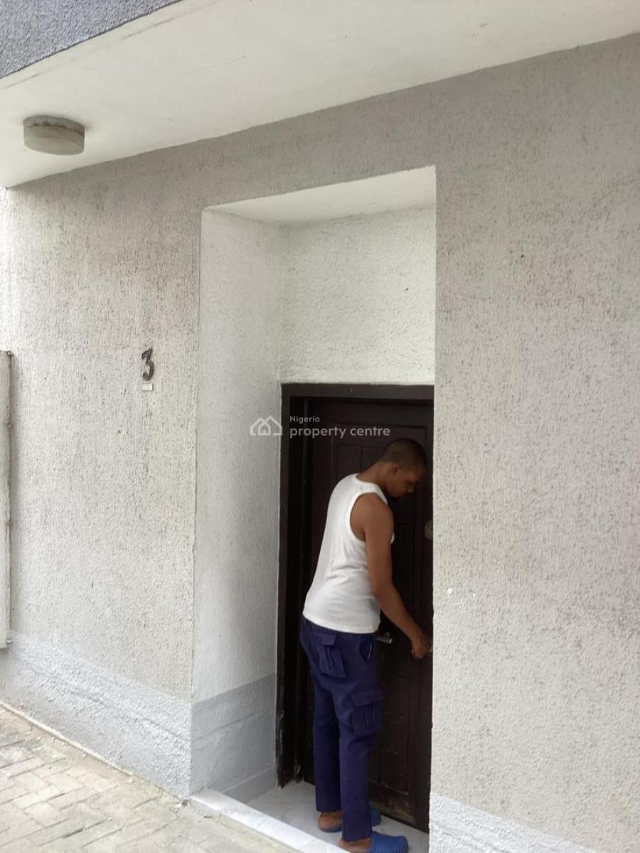 Well Maintained 5 Bedroom Terrace with a Room Bq, Off Freedom Way, Lekki Phase 1, Lekki, Lagos, House for Rent