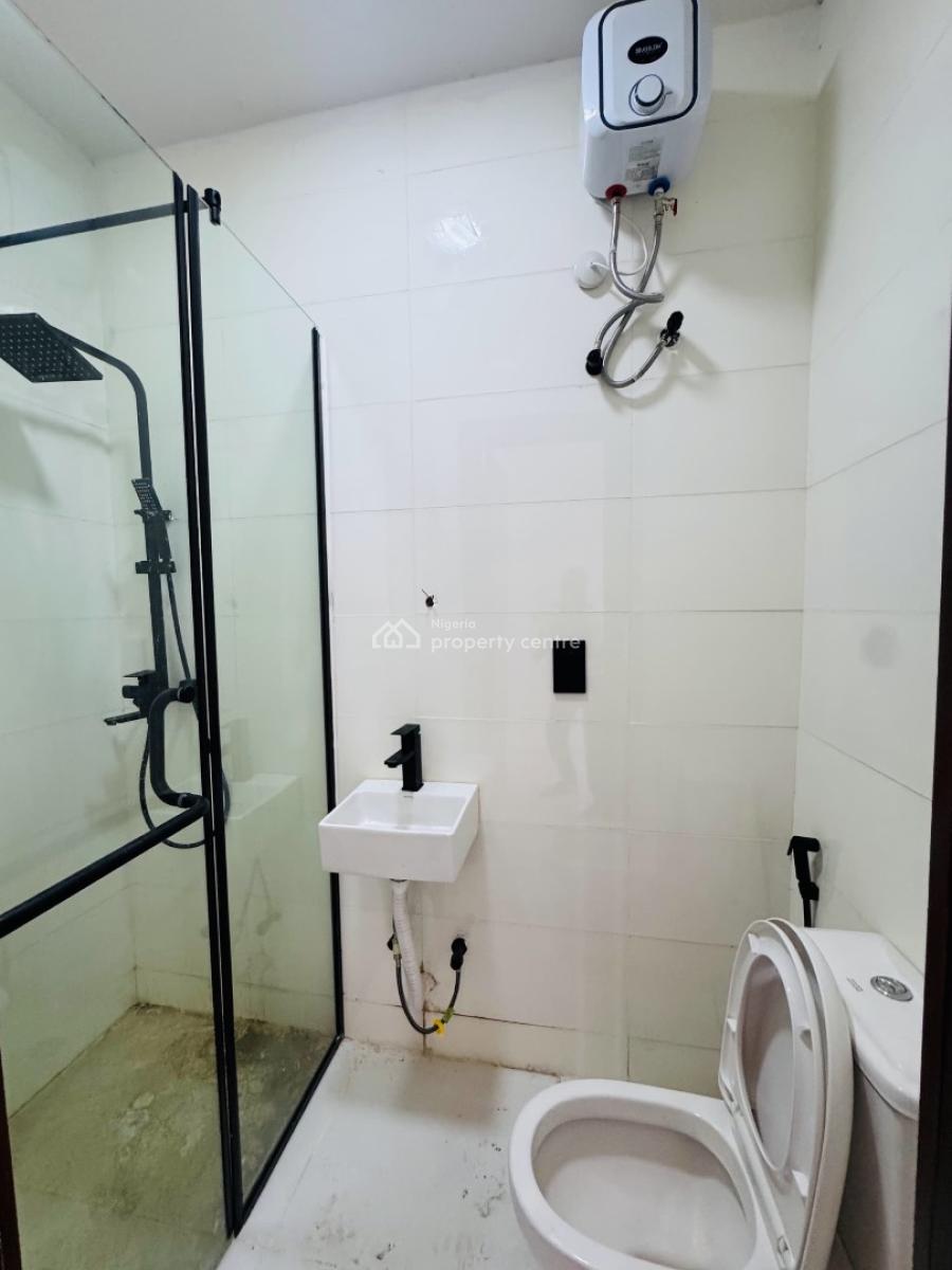 Newly Built Serviced 4-bedroom Terrace Duplex with Bq, Lekki Phase 1, Lekki, Lagos, Flat / Apartment for Rent