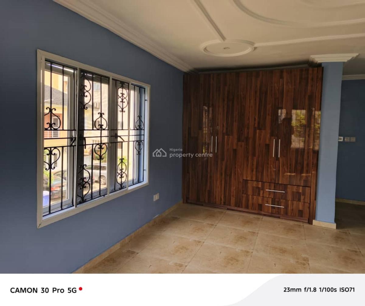 Four Bed Semi Detached Duplex, Lekki Right, Lekki Phase 1, Lekki, Lagos, Semi-detached Duplex for Rent