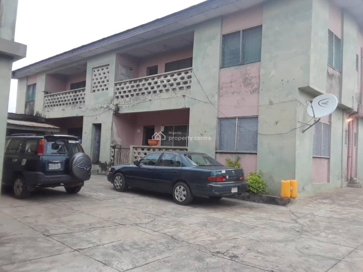 4 Flat of 3 Bedroom Each, Loyola, Aromolaran, Agodi Gate, Ibadan North, Oyo, Block of Flats for Sale