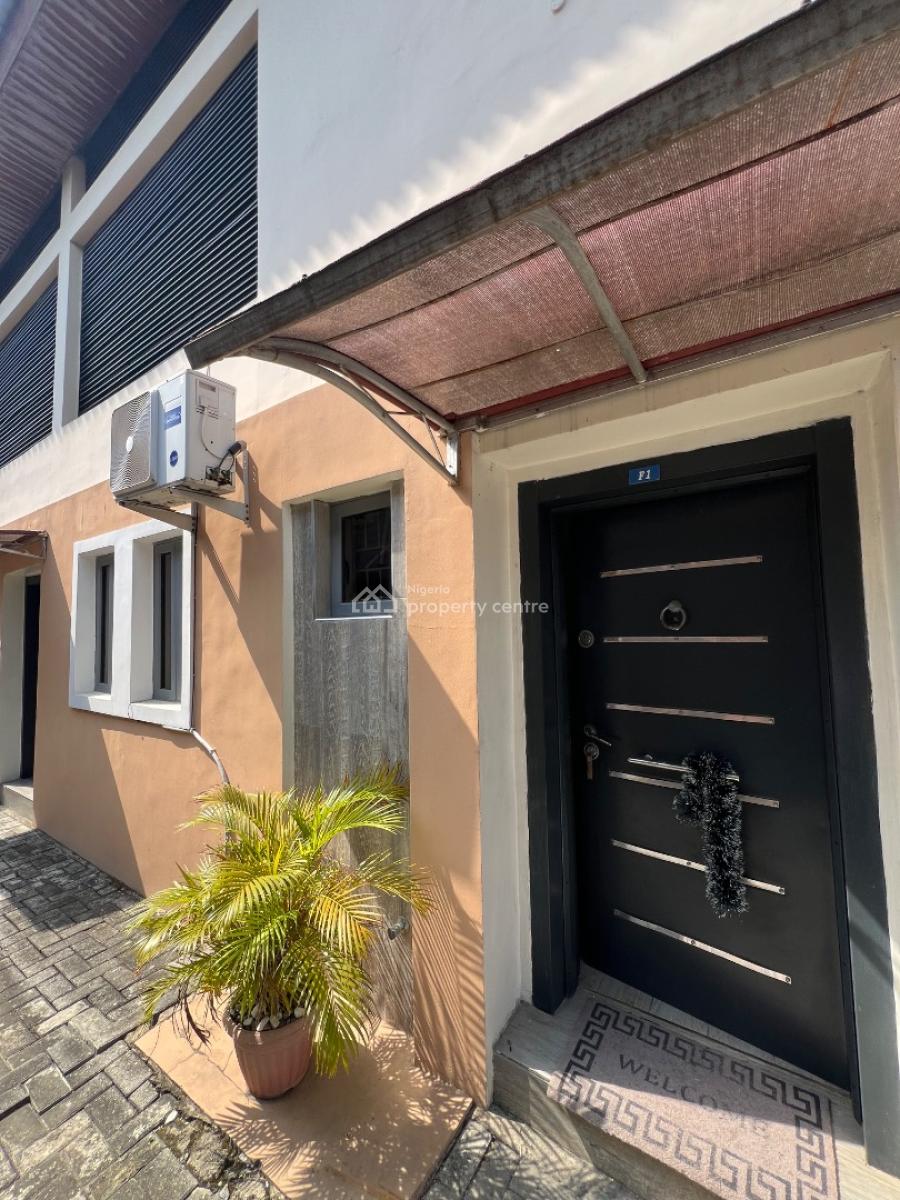 Clean, Serviced and Fully Furnished Mini-flat, with Visitors Toilet, Lekki Phase 1, Lekki, Lagos, Mini Flat (room and Parlour) for Rent