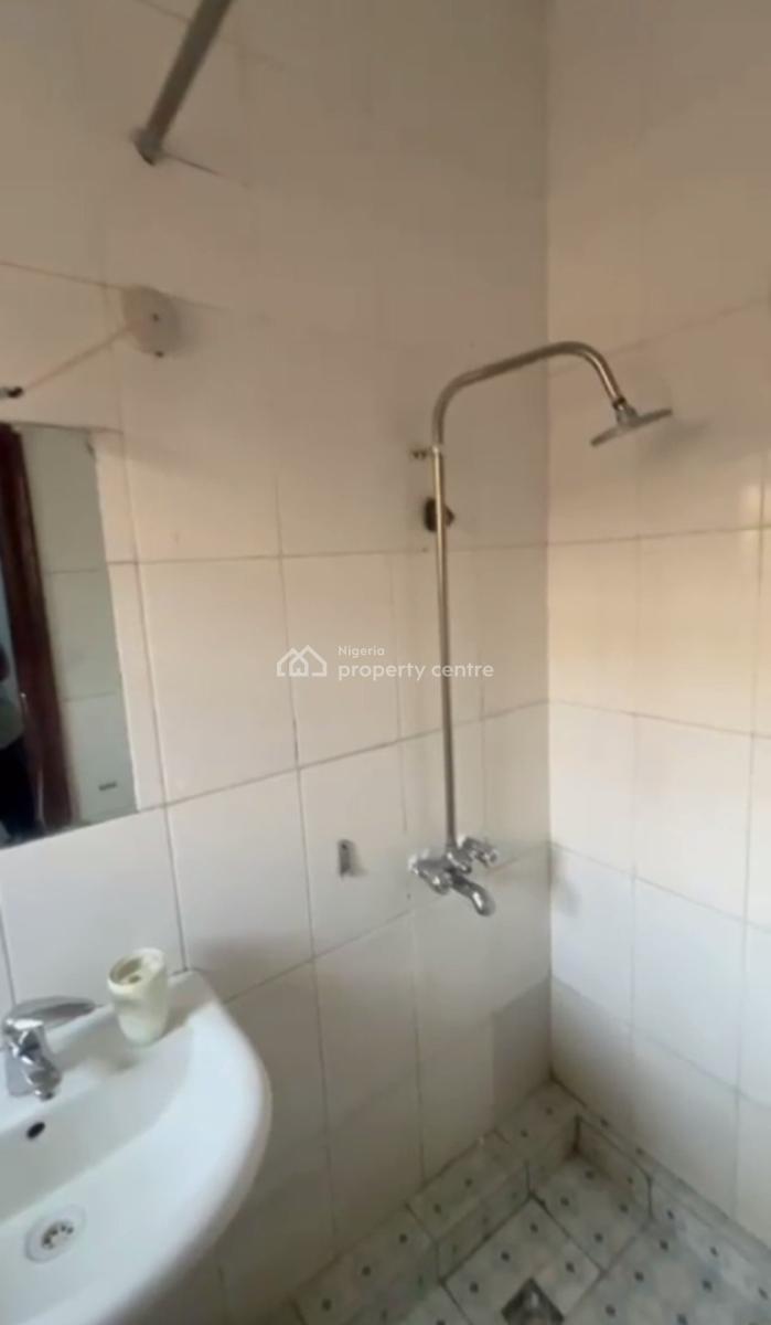 Massive Spacious Standard 2 Bedroom Apartment, Apo Resettlement, Apo, Abuja, Flat / Apartment for Rent