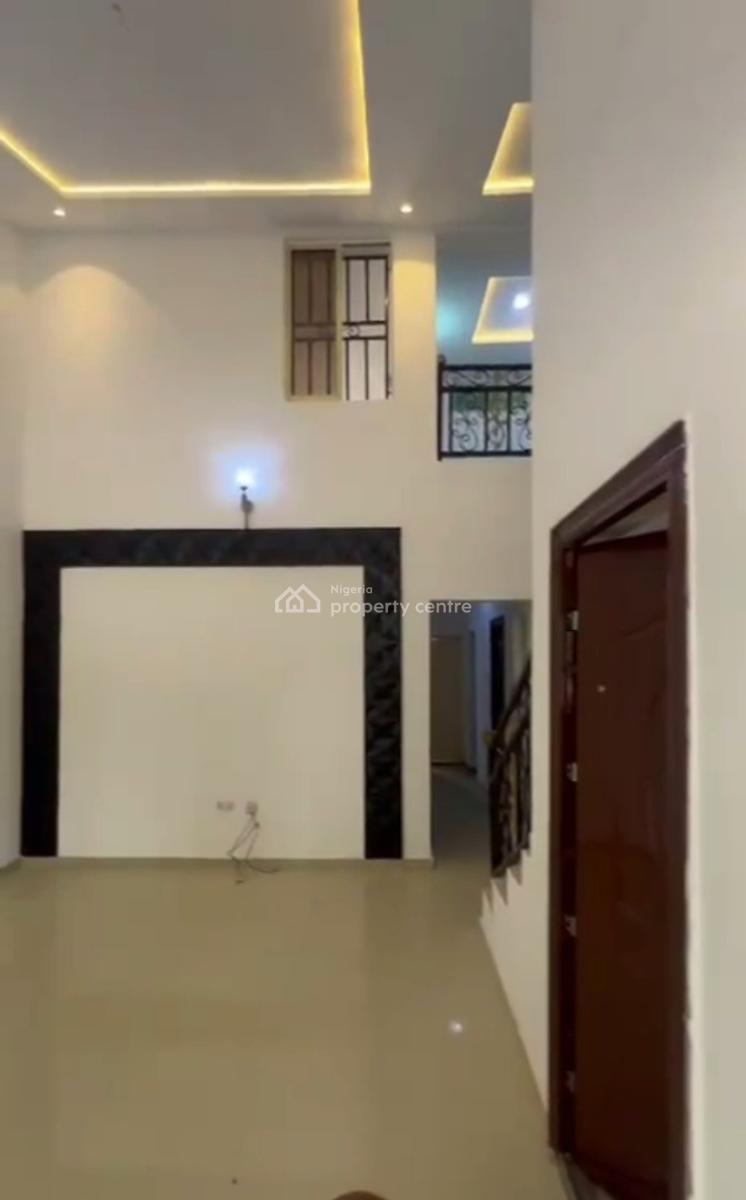 Massive Spacious Standard 2 Bedroom Apartment, Apo Resettlement, Apo, Abuja, Flat / Apartment for Rent