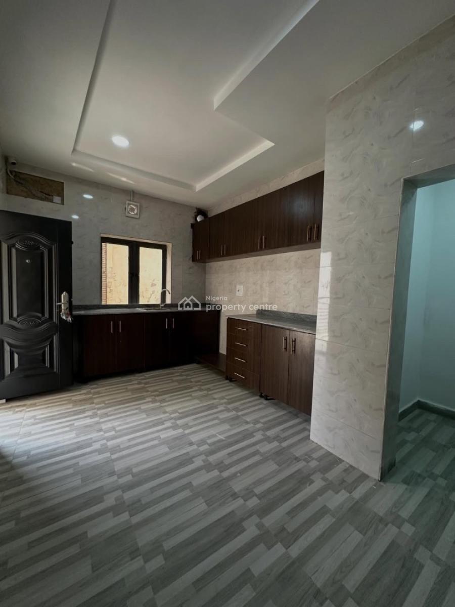 New 3 Bedroom Apartment, Wuye, Abuja, Block of Flats for Sale