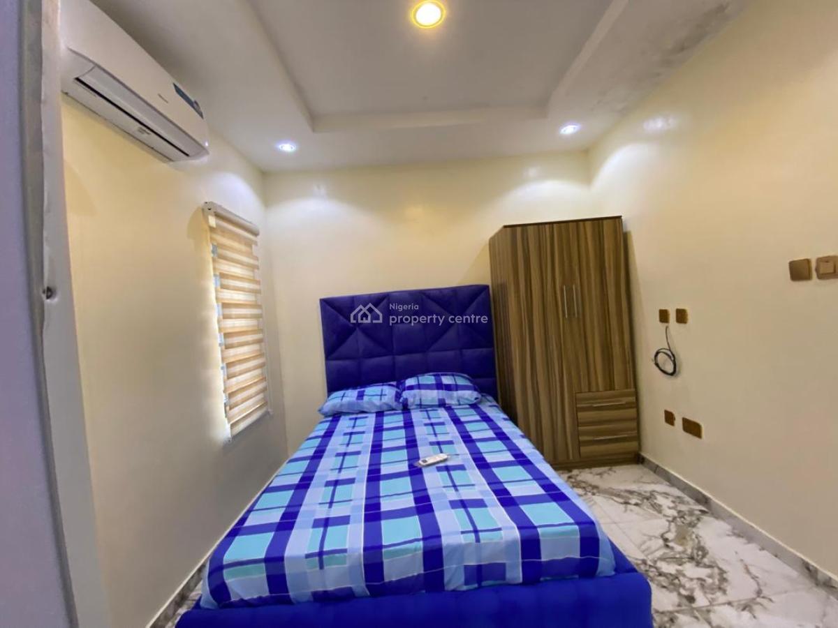 Sharp Lovely 3 Bedroom Apartment with Bq, Orchid Road Lekki Eti-osa Lagos, Lekki Phase 2, Lekki, Lagos, Flat / Apartment for Sale