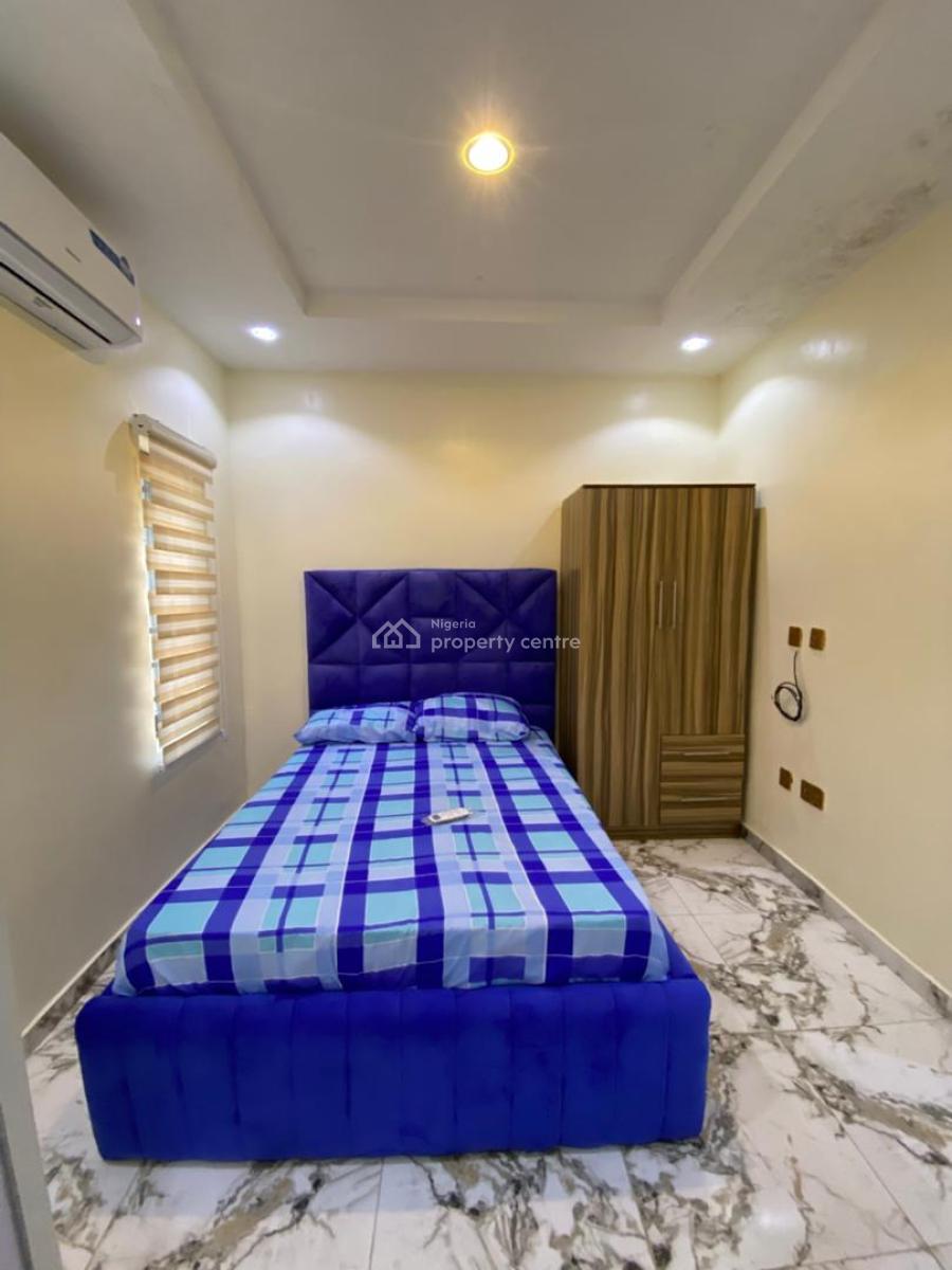 Sharp Lovely 3 Bedroom Apartment with Bq, Orchid Road Lekki Eti-osa Lagos, Lekki Phase 2, Lekki, Lagos, Flat / Apartment for Sale