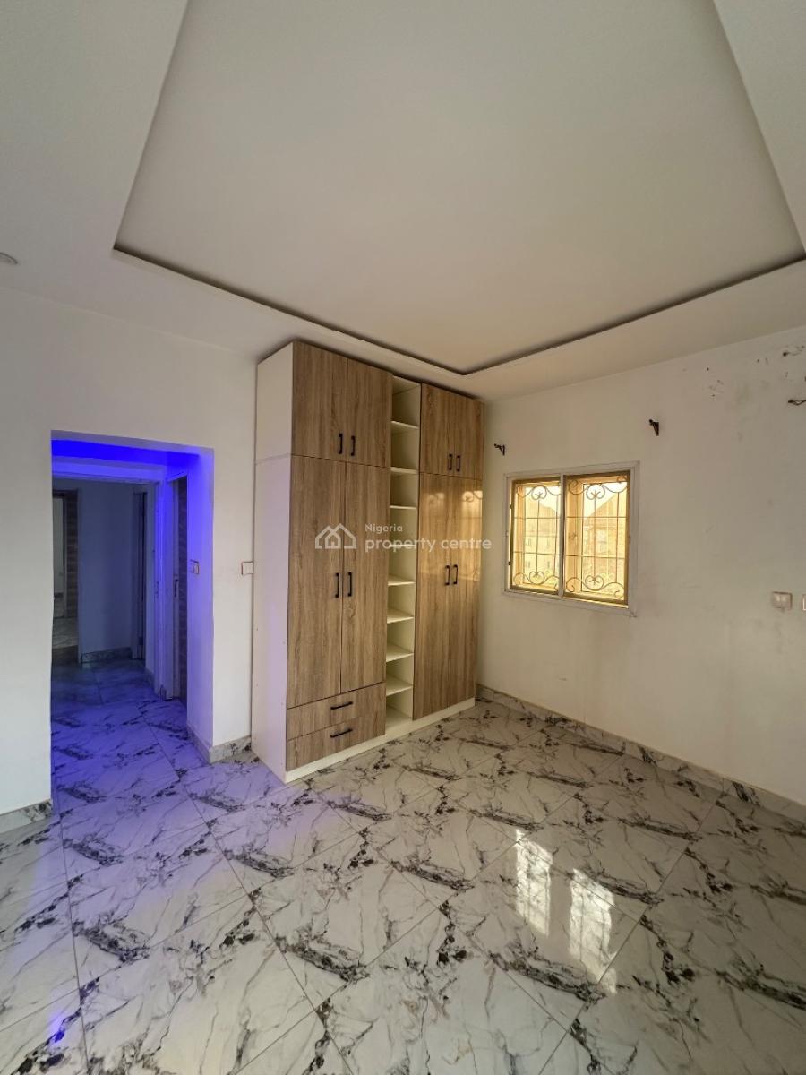 Well Finished Two Bedroom Flat, Behind Aarano Filing Station, Off Paradise 1 Estate Road, Life Camp, Abuja, Flat / Apartment for Rent
