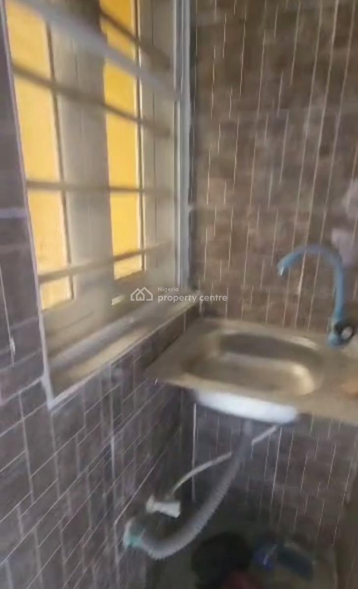 Newly Built Spacious 2 Bedroom Apartment, Off Kilo Bustop, Kilo, Surulere, Lagos, Flat / Apartment for Rent