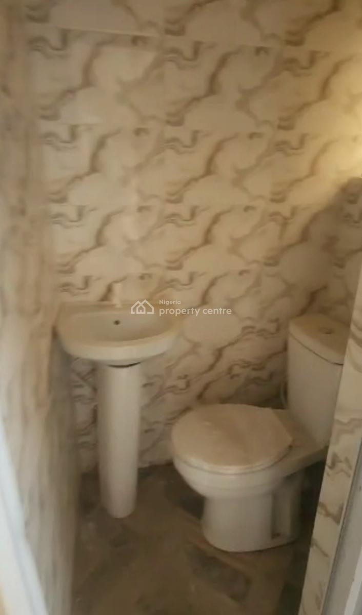 Newly Built Spacious 2 Bedroom Apartment, Off Kilo Bustop, Kilo, Surulere, Lagos, Flat / Apartment for Rent