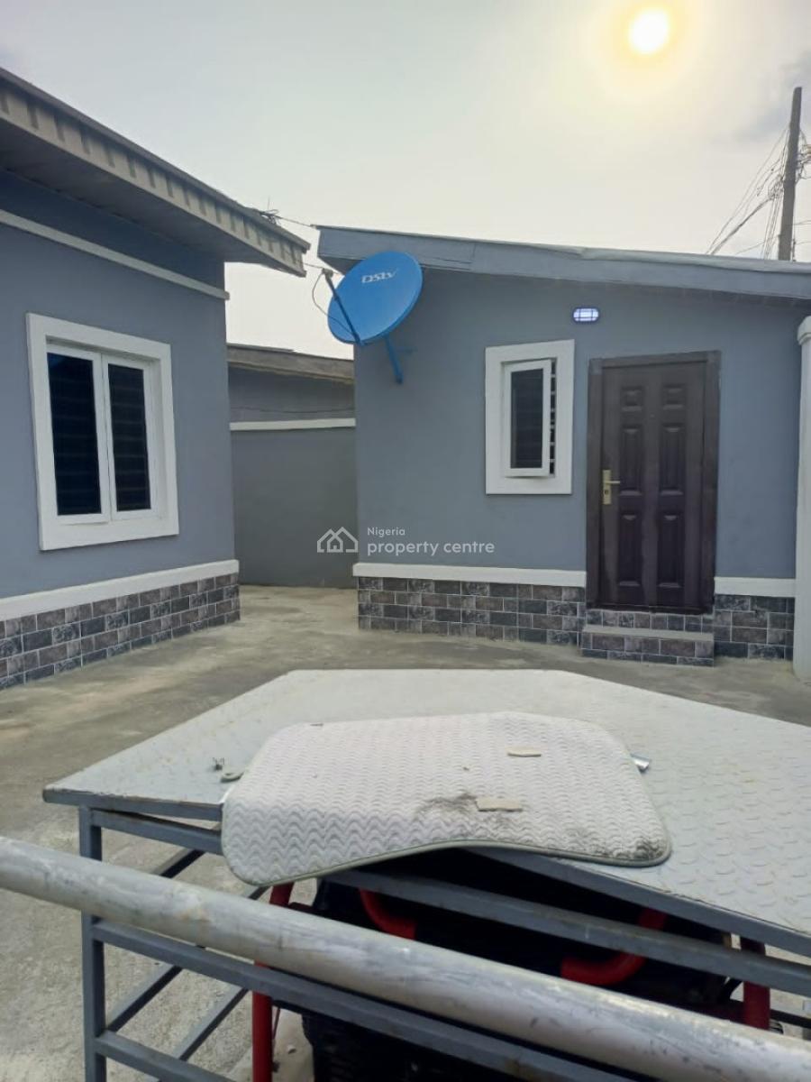 2 Bedroom Detached Bungalow ( Self Compound), Abraham Adesanya Estate, Ajah, Lagos, Detached Bungalow for Rent