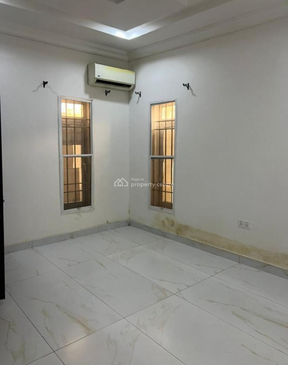 Block of 6 Units of 3 Bedrooms with a Room Self Contain, Lekki Phase 1, Lekki, Lagos, House for Rent