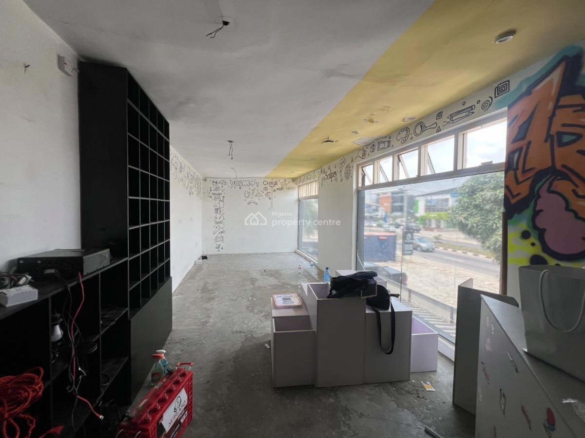 Office Space/ Shop Space on Admiralty Way, Lekki Phase 1, Lekki Phase 1, Lekki Phase 1, Lekki, Lagos, Office Space for Rent