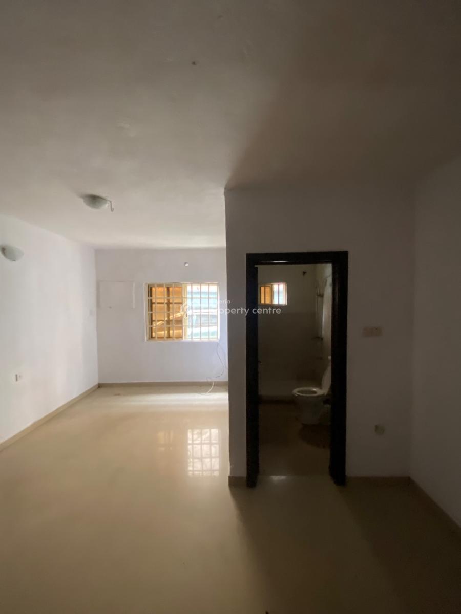 Lovely 3 Bed Apartment Ground Floor, Osapa London, Osapa, Lekki, Lagos, Flat / Apartment for Rent