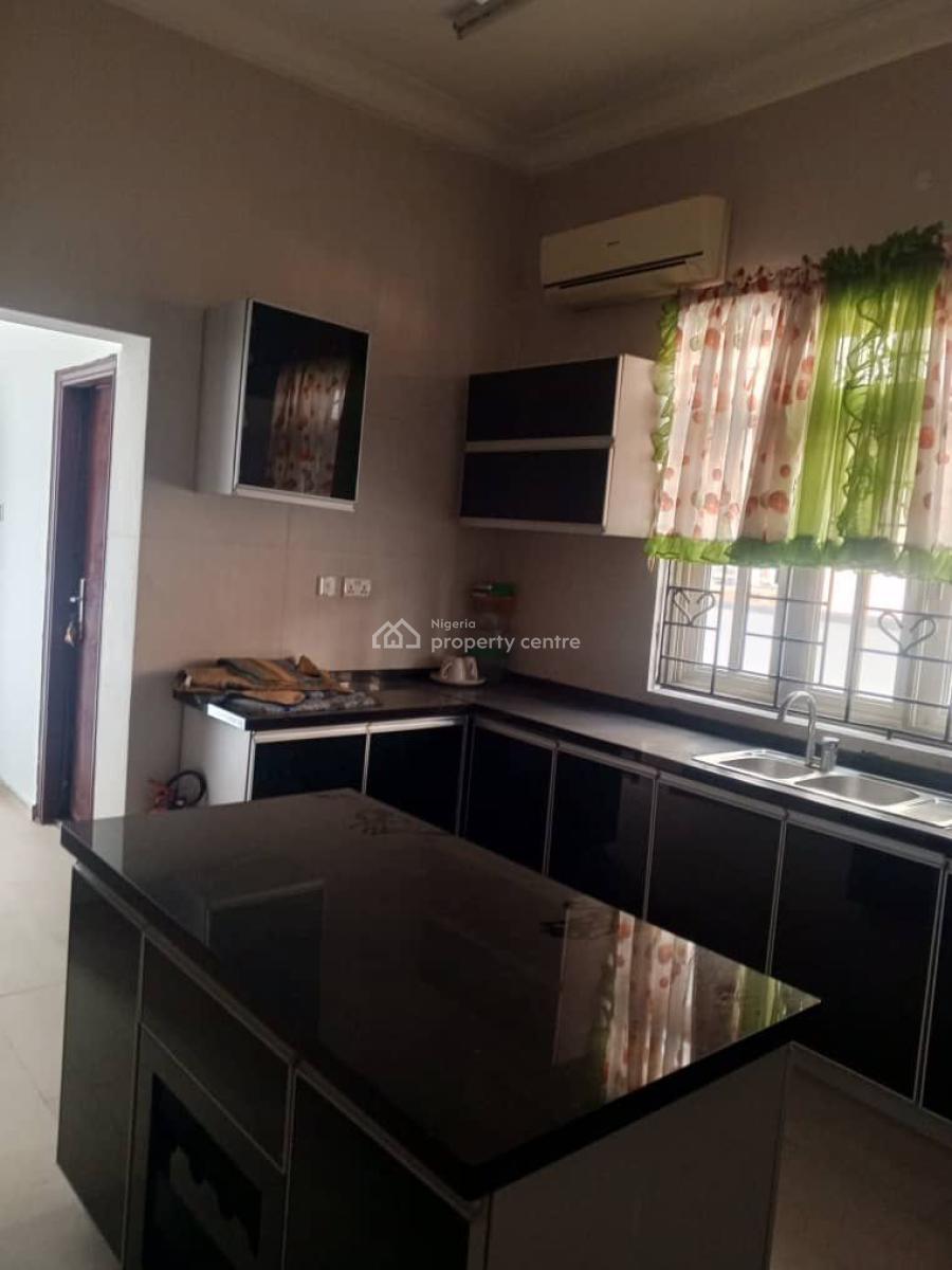 5 Bedroom Detached House with Bq, Chevron, Lekki, Lagos, Detached Duplex for Rent