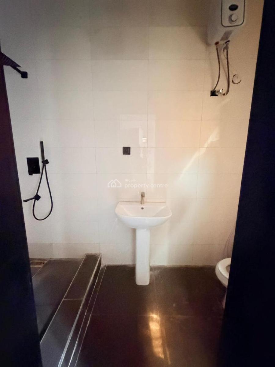 5 Bedroom Terrace Duplex+ Bq, Ajao Estate, Airport Road, Isolo, Lagos, Terraced Duplex for Sale