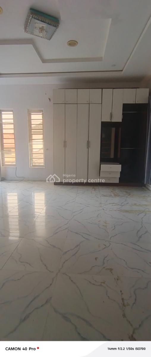 Big Master Bedroom in  Chevy View Estate Chevron, Chevy View Estate, Lekki, Lagos, Self Contain (single Rooms) for Rent