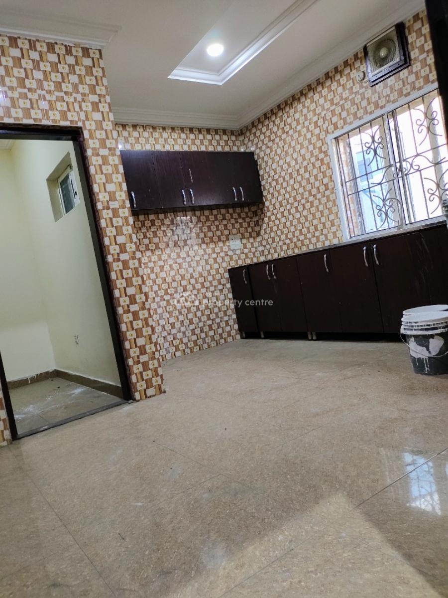Standard 3 Bedroom Flat, Akwaima Estate, Uyo, Akwa Ibom, Flat / Apartment for Rent
