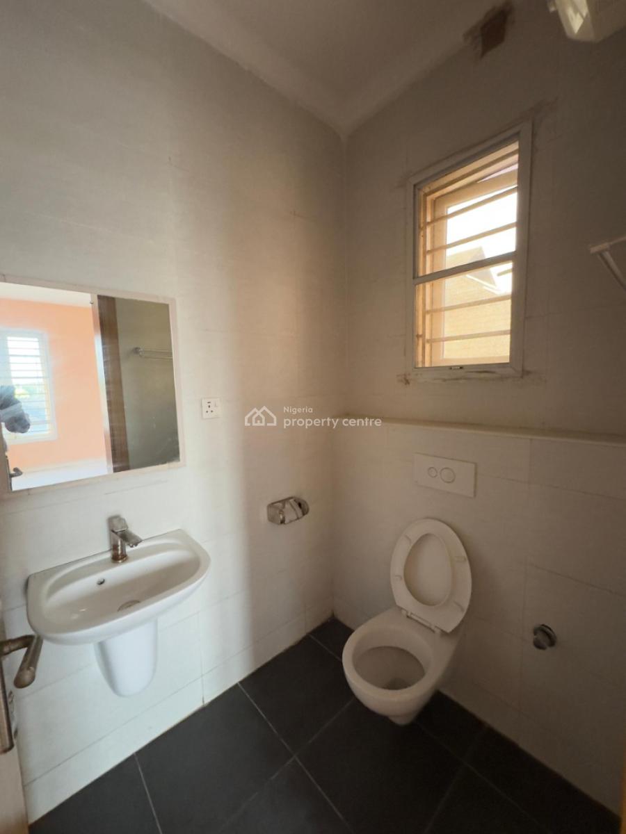 Service 3 Bedroom Penthouse, Ikeja Gra, Ikeja, Lagos, Flat / Apartment for Rent