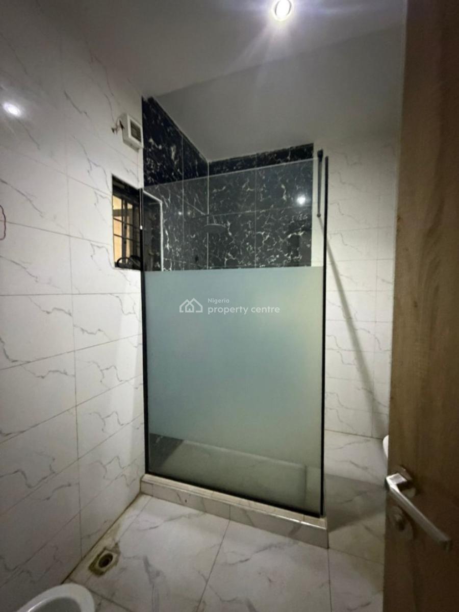 Smart 4 Bedrooms, Guzape District, Abuja, Terraced Duplex for Rent