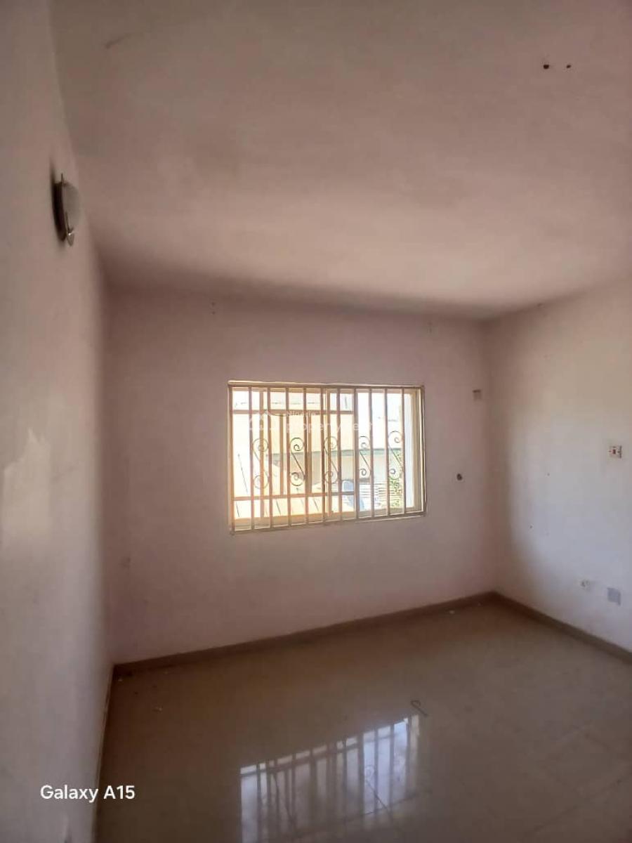 a Very Good Spacious 4-bedroom Semi-detached Duplex, Apo-gudu District After Ceadercrest Hospital., Apo, Abuja, Semi-detached Duplex for Rent