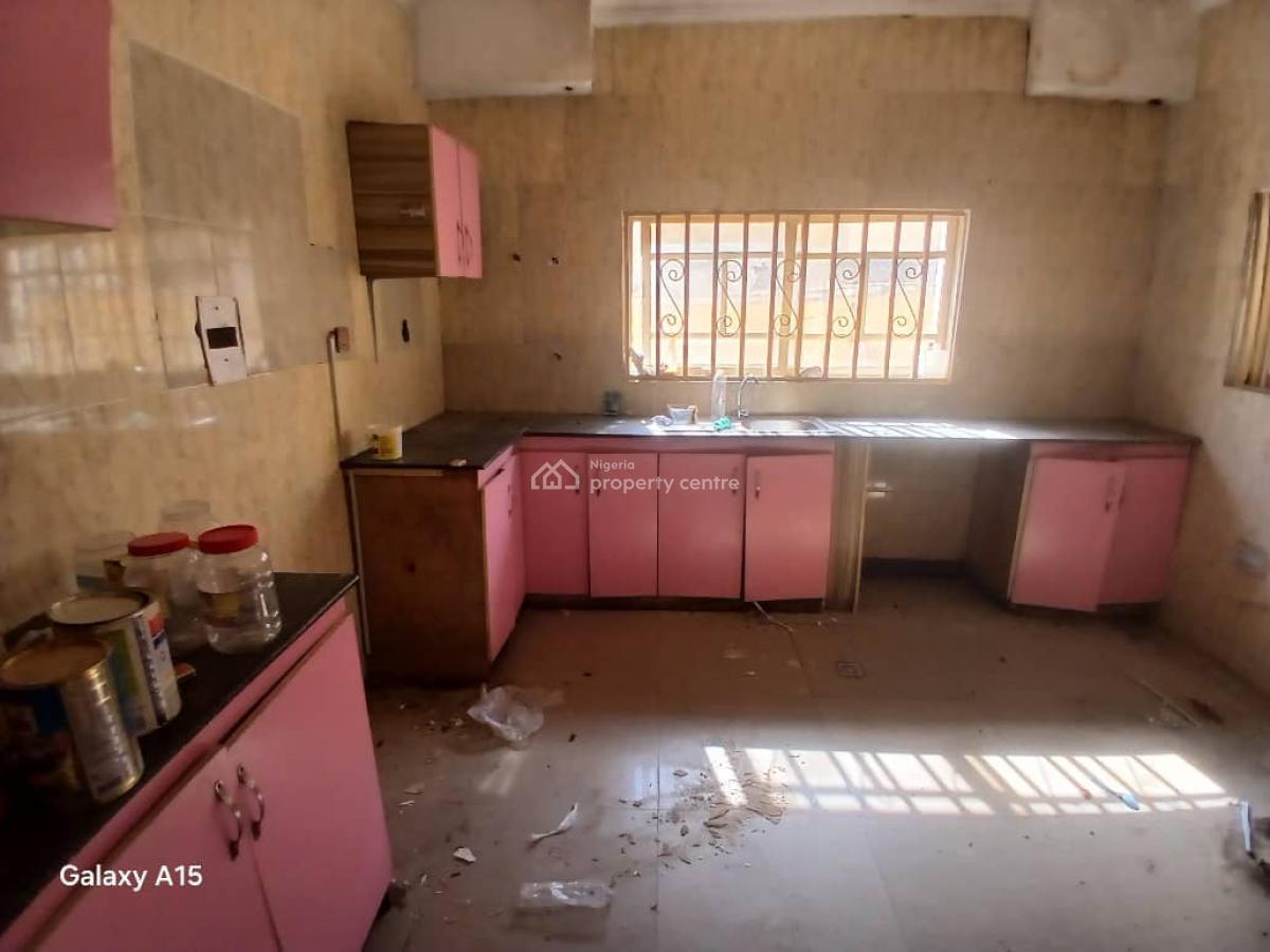 a Very Good Spacious 4-bedroom Semi-detached Duplex, Apo-gudu District After Ceadercrest Hospital., Apo, Abuja, Semi-detached Duplex for Rent