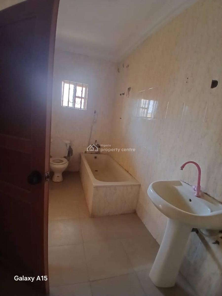 a Very Good Spacious 4-bedroom Semi-detached Duplex, Apo-gudu District After Ceadercrest Hospital., Apo, Abuja, Semi-detached Duplex for Rent