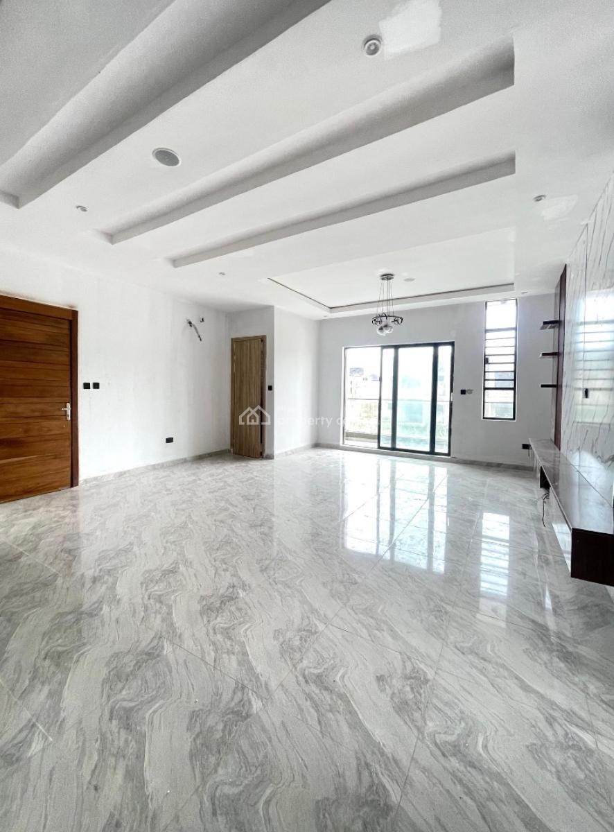 Elegant 2 Bedroom Apartment, Ikota, Lekki, Lagos, Flat / Apartment for Sale