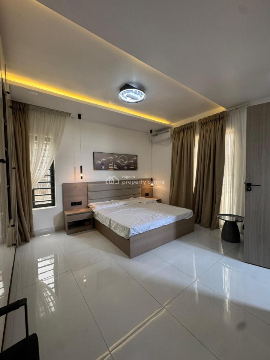 Excellent 3bedroom Apartment with a Bq,pool and Gym, Lekki Phase 1, Lekki, Lagos, Flat / Apartment for Sale