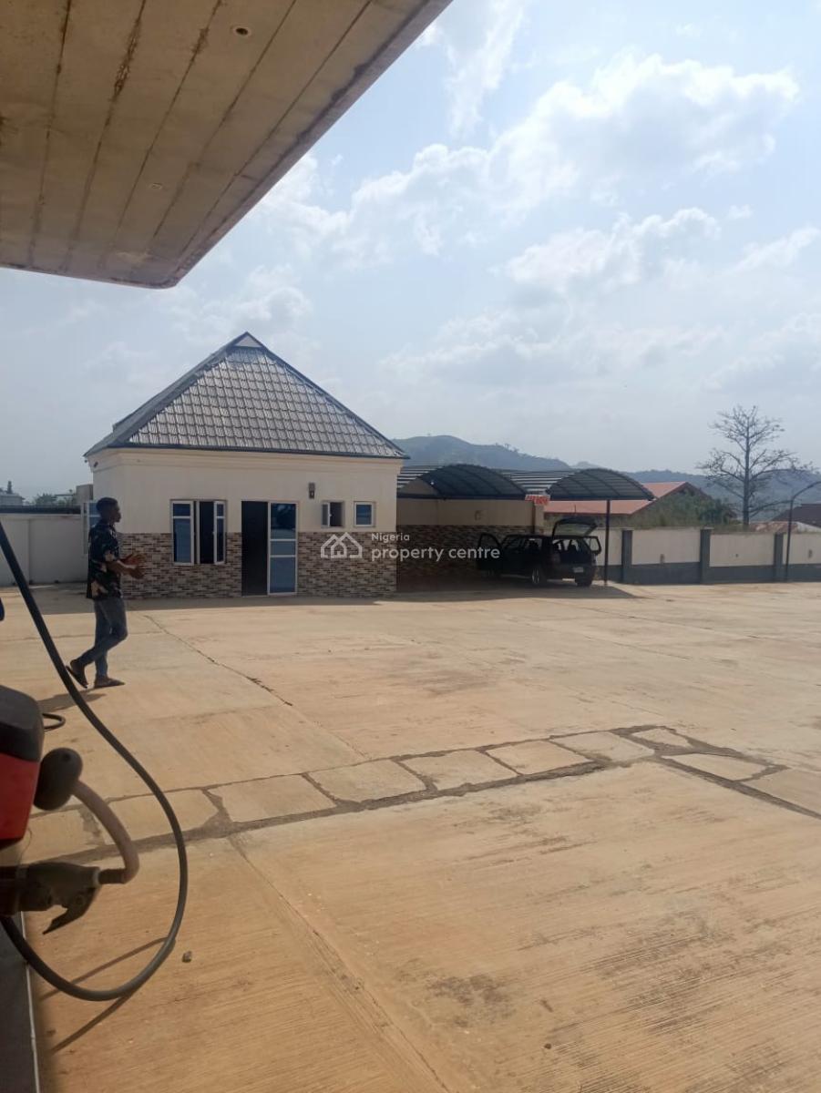 Filling Station, Ikere Road, Ado Ekiti, Ado-ekiti, Ekiti, Filling Station for Sale