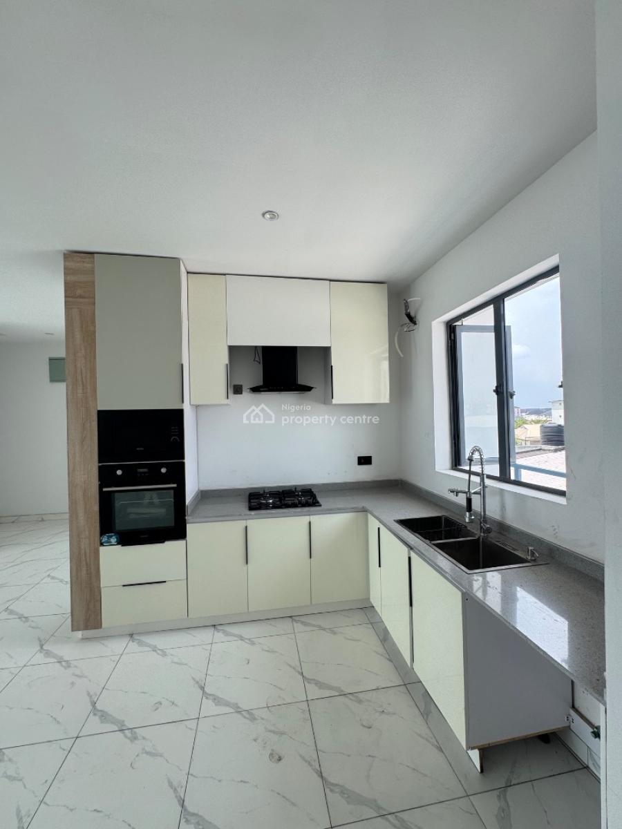 Beautiful Two (2) Bedroom Apartment, Agungi, Lekki, Lagos, Flat / Apartment for Sale