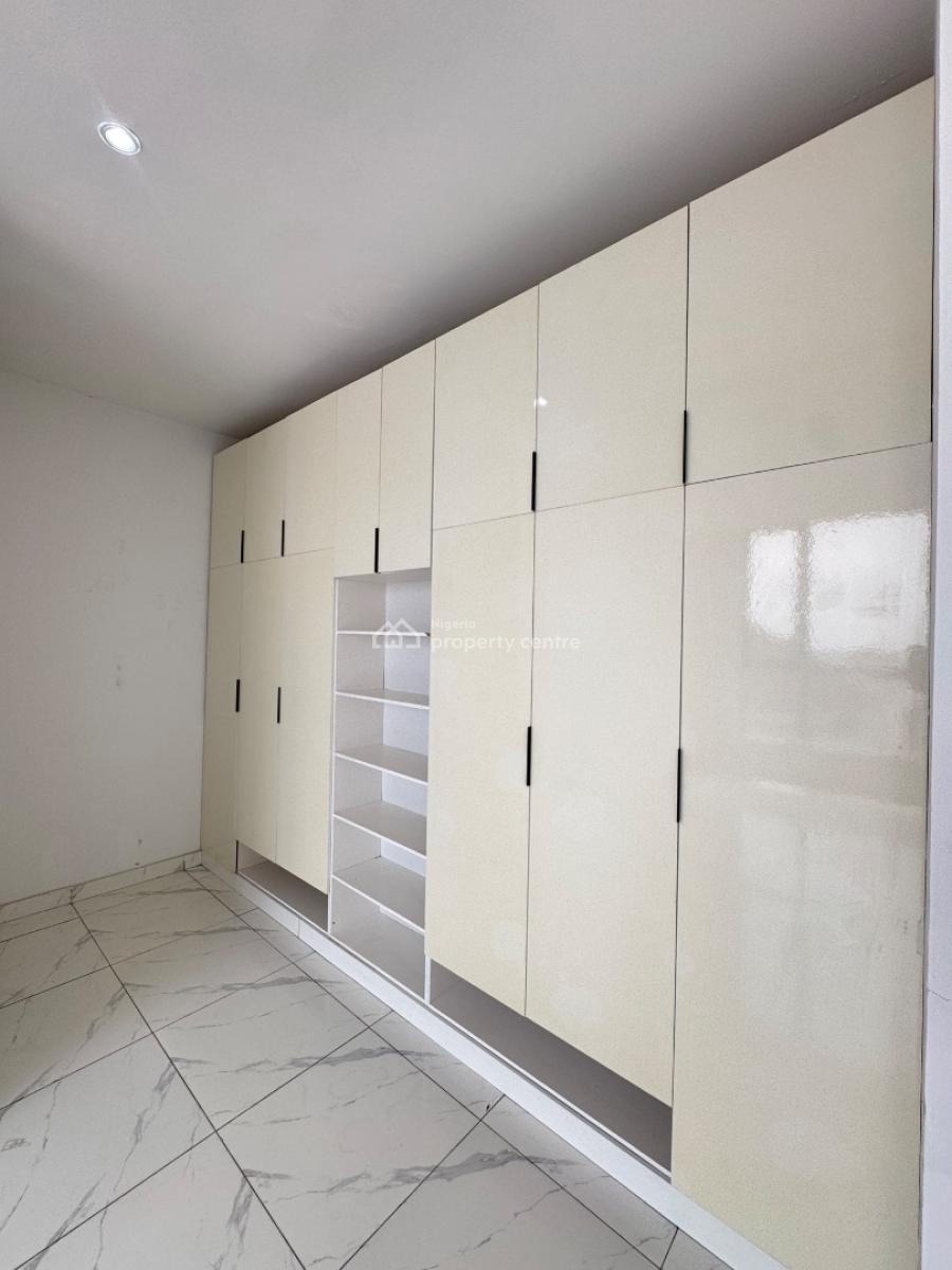 Beautiful Two (2) Bedroom Apartment, Agungi, Lekki, Lagos, Flat / Apartment for Sale